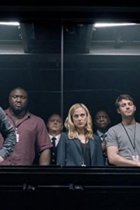 Zoo – S02E01 – The Day of the Beast