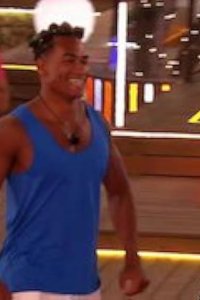 Love Island – S04E98 – Episode 35