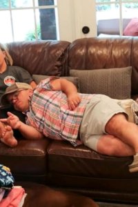 7 Little Johnstons – S10E08 – The Big Finnish