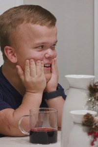 7 Little Johnstons – S11E06 – Are You Kissing?