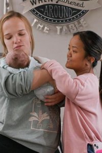 7 Little Johnstons – S15E01 – Party in My Crib