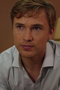 The Royals – S01E04 – Sweet, Not Lasting