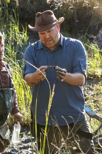 Expedition Unknown – S15E05 – Treasure of the Pirate Queen