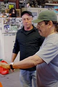 Misfit Garage – S04E04 – Truckin’ It with Trejo