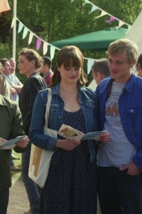 Lovesick – S03E01 – Andi and Olivia