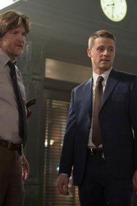 Gotham – S01E13 – Welcome Back, Jim Gordon