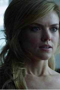 Gotham – S01E21 – The Anvil or the Hammer