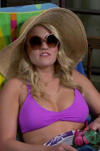 Young & Hungry – S05E07 – Young & Bridesmaids