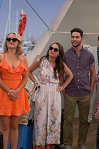 Young & Hungry – S05E20 – Young & Yacht’in