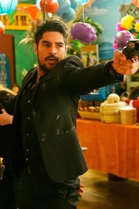From Dusk Till Dawn: The Series – S02E02 – In a Dark Time