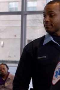 Sirens – S01E01 – Pilot