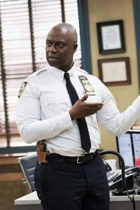Brooklyn Nine-Nine – S02E16 – The Wednesday Incident