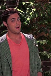 Liv and Maddie – S02E23 – SPARF-A-Rooney