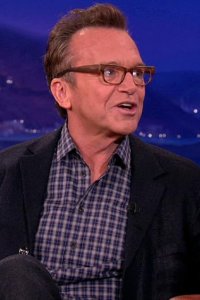 Conan – S01E534 – Tom Arnold/Dr. Jennifer Berman/Ron Funches