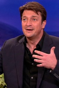 Conan – S01E560 – Nathan Fillion/Tatiana Maslany/Dan Soder