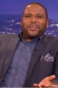 Conan – S01E635 – Anthony Anderson/Jon Lovitz/The New Pornographers