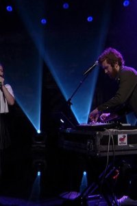 Conan – S01E651 – Adam Levine/Chuck Todd/Sylvan Esso