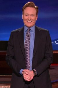 Conan – S01E707 – James Corden/Christopher Plummer/The Mavericks