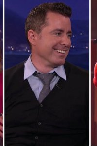 Conan – S01E874 – Emilia Clarke/Jason Jones/Eagles of Death Metal