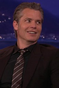 Conan – S01E988 – Timothy Olyphant/Russell Wilson/Nathan Macintosh
