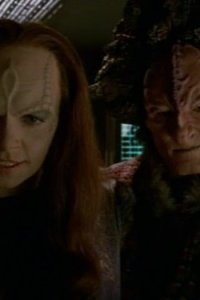 Star Trek: Voyager – S02E11 – Maneuvers