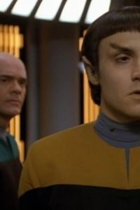 Star Trek: Voyager – S03E16 – Blood Fever