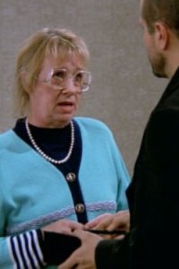 Just Shoot Me! – S02E18 – The Kiss