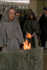 Stargate SG-1 – S05E09 – Between Two Fires