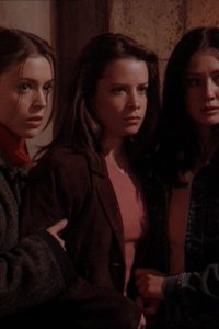 Charmed – S02E15 – Give Me a Sign