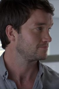 Holby City – S15E03 – Follow My Leader