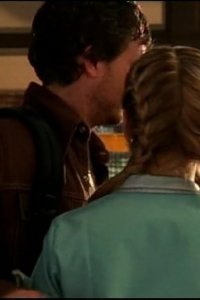 Roswell – S03E08 – Behind the Music