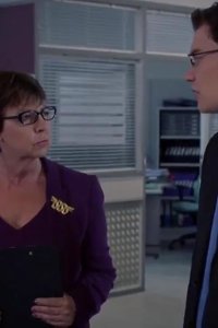 Holby City – S18E55 – Black Dog