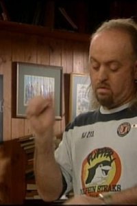 Black Books – S03E04 – A Little Flutter