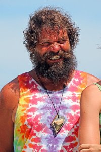 Survivor – S20E01 – Slay Everyone, Trust No One