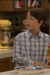 Reba – S05E06 – Best Li’l Haunted House in Texas