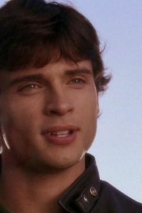 Smallville – S02E04 – Red