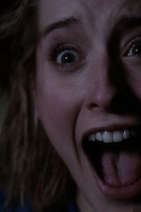 Smallville – S05E14 – Tomb