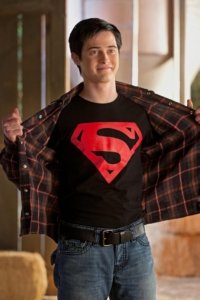 Smallville – S10E16 – Scion
