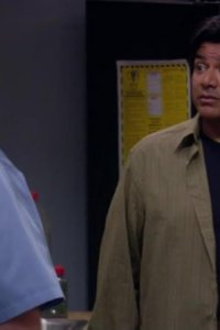 George Lopez – S02E04 – Halloween Cheer