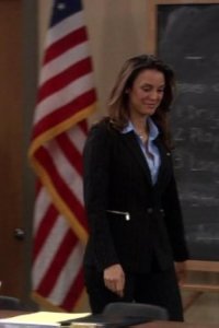 George Lopez – S04E14 – George Gets Assisterance