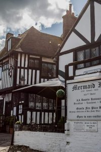 Most Haunted – S01E10 – The Mermaid Inn