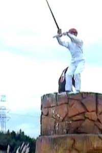 Most Extreme Elimination Challenge – S02E04 – Reality TV vs. Animal Lovers