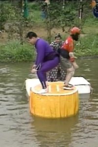 Most Extreme Elimination Challenge – S05E08 – Young & Rich vs. Men’s Magazines