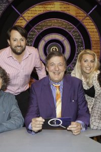 QI – S11E01 – Knees and Knockers