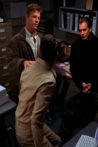 NCIS: Naval Criminal Investigative Service – S01E06 – High Seas
