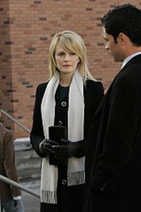 Cold Case – S04E14 – 8:03 AM