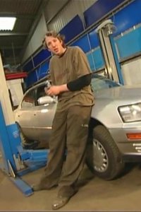 Wheeler Dealers – S04E11 – Lexus LS400 Part 1