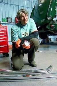 Wheeler Dealers – S06E01 – Triumph Spitfire 1500 Part 1
