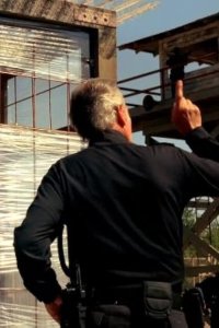 Prison Break – S03E09 – Boxed In
