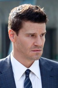 Bones – S05E09 – The Gamer in the Grease
